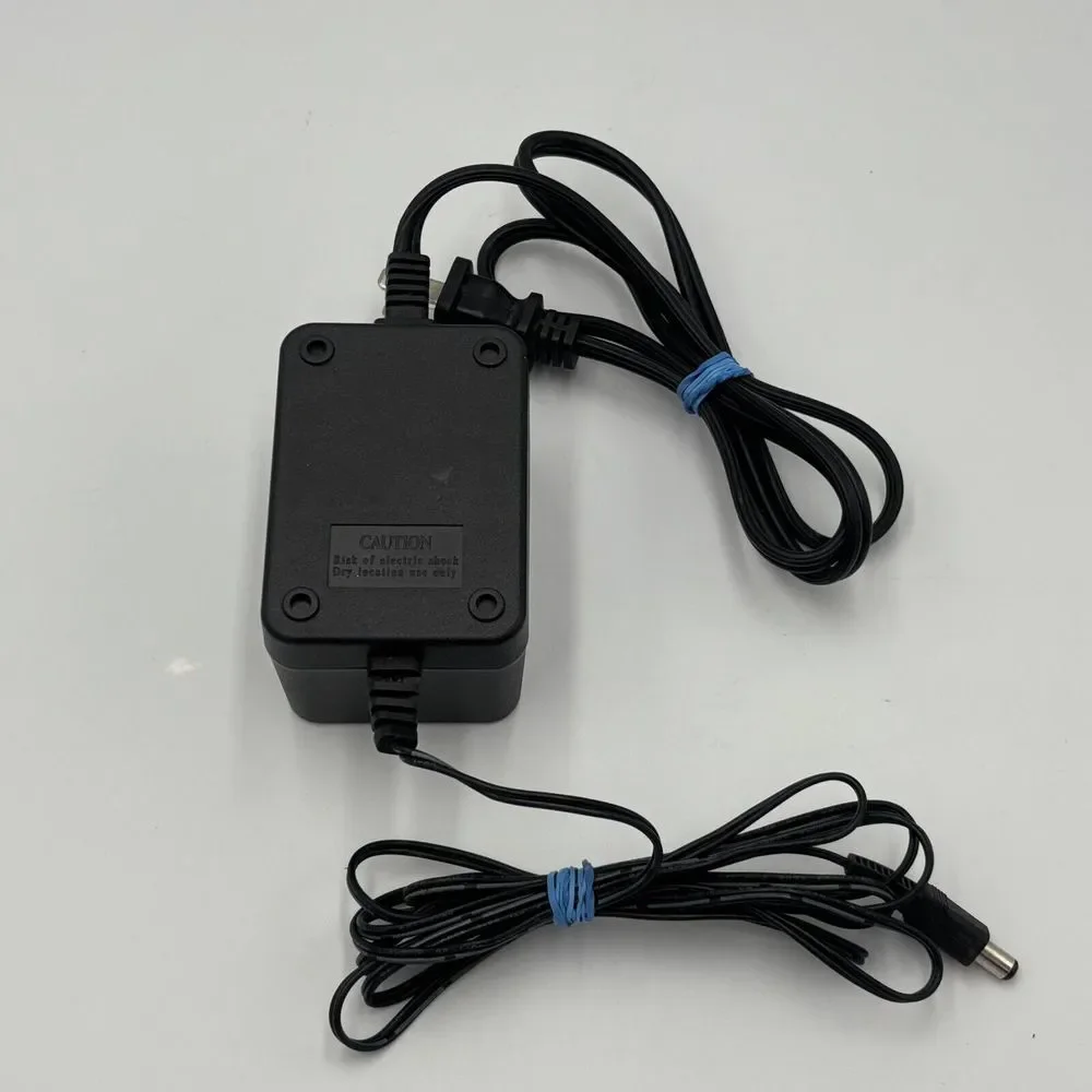 OEM AC Adapter AD -‎ 101ADT Power Supply Input 120VAC 60hz 18W Output 10VDC